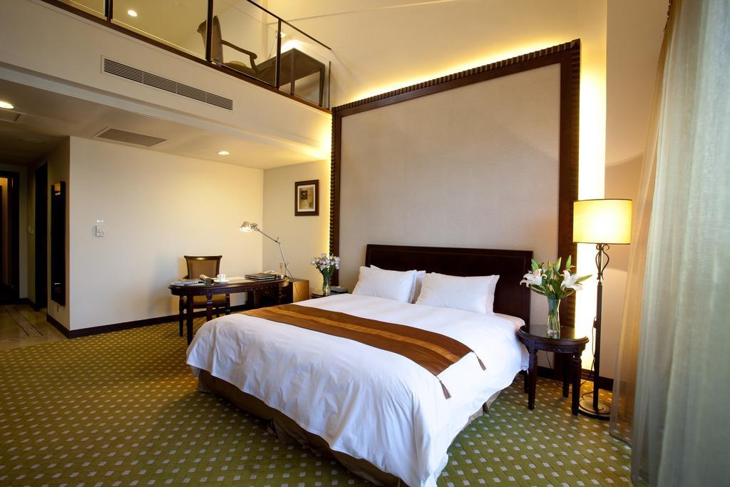 Les Hotel Tainan Extérieur photo