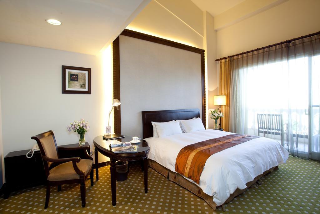 Les Hotel Tainan Extérieur photo